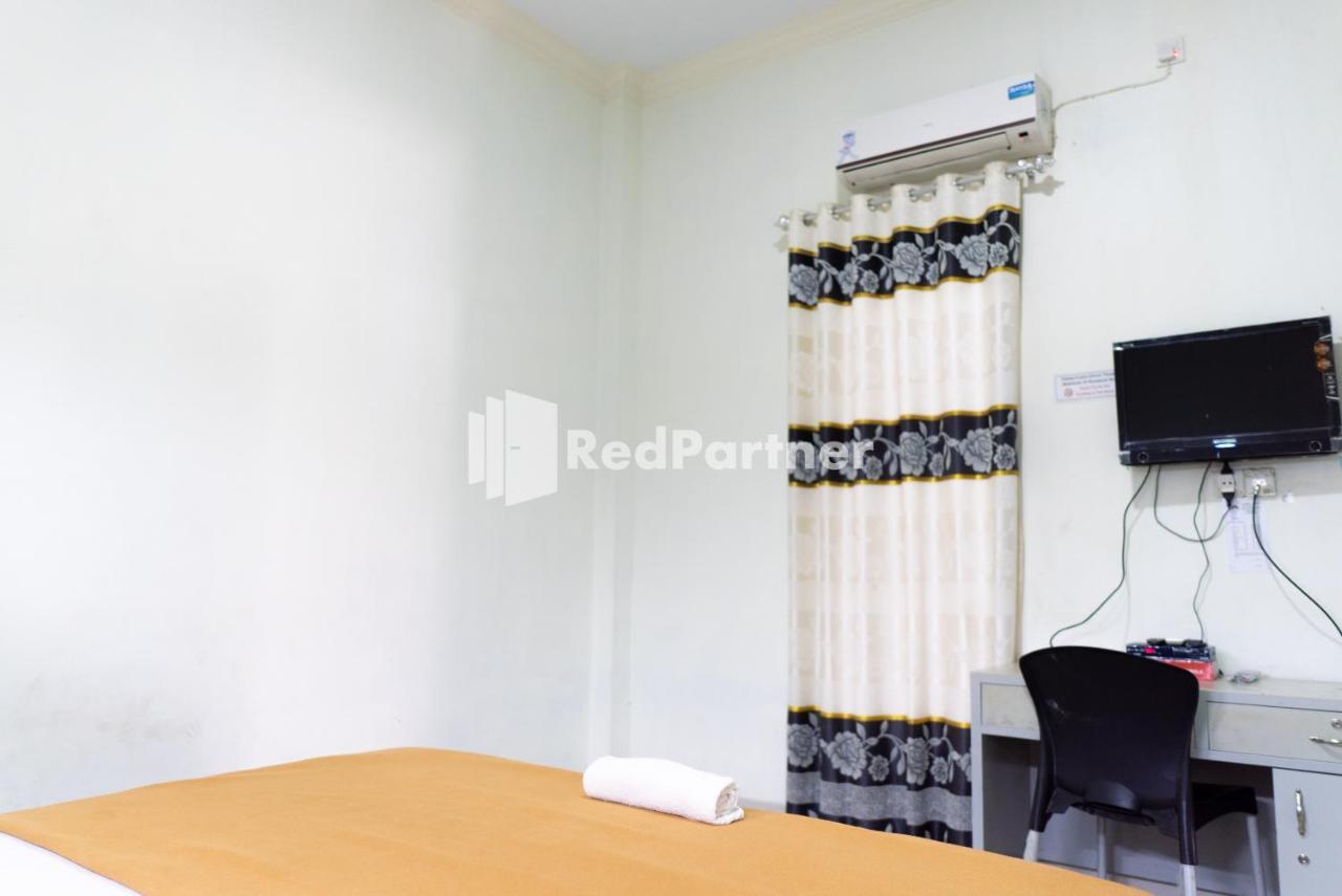 Wisma Aini Syariah Mitra Reddoorz Бандар Лампунг Екстериор снимка